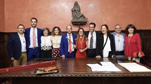 Esta pagina publicara las acciones de los concejales de todos de general arenales. Natalia Santos Se Convierte En La Primera Mujer Alcaldesa De Ayamonte