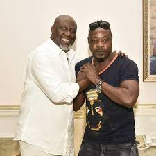 Eedris abdulkareem speaks after revolution now protest #provideanswersnigerianarmy eedris abdulkareem takes on elite in trouble dey sleep legendary hip hop act, eedris. Everything Jagajaga Dino Melaye Poses With Eedris Abdulkareem Nigerians React Latest Nigeria News New Trends Nigeria News