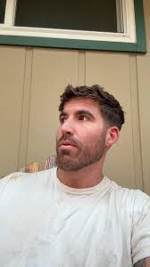 Thoren Bradley (@bradley.thor)'s video of wood chopping guy