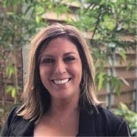 Tracy Tighe's Instagram, Twitter & Facebook