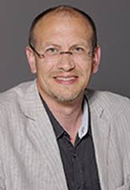 Les relations de Emmanuel DAUBE