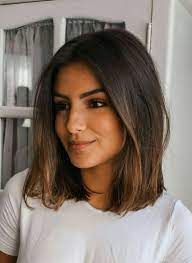 Se invece supera i 5 cm, attenzione: 11 Ottime Idee Su Capelli Corti Fino Alle Spalle Nel 2022 Capelli Corti Fino Alle Spalle Capelli Idee Per Capelli