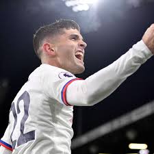 Born september 18, 1998) is an american professional soccer player who plays as a winger or an attacking. Christian Pulisic Fc Chelsea Lobt Und Mahnt Bvb Juwel Giovanni Reyna Bvb