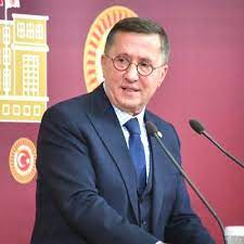 İstanbul devlet güzel sanatlar akademisi mimarlık yüksek okulu(ön lisans). Lutfu Turkkan Lutfuturkkan Twitter