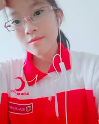 Uploads from Ella Chai