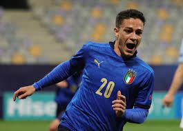 Calcio, ) is the most popular sport in italy. Sassuolo Starlet Compared To Italy Heroes Rossi And Schillaci Forza Italian Football