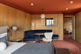 Because it was dark we didn't see the gardens we walked through to get to our unit, but the next morning we awoke to… Main Slider Hotel Designs
