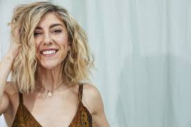 So, we wanted to know, how does a pro like rena style her short hair #withvirtue? Haircuts For Volume Top 16 Haircuts To Achieve Voluminous Strands