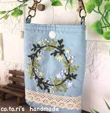 ハーフリネン綿麻 手刺繍 スモークブルー スマホ ケース ポーチ めがね ハンドメイド 小物 ミニ バッグイン ハンドメイド リネン 生地 リネン