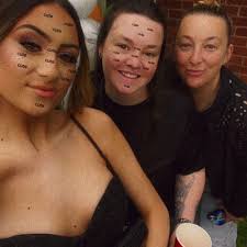 Danielle Claire Jones (@daniellemc_85) • Threads, Say more