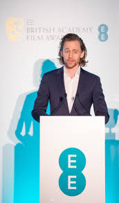 Самые новые твиты от tom hiddleston (@twhiddleston): Tom Hiddleston Jack Lowden Micheal Ward Edith Hiddles