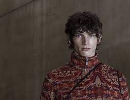 Trendy shaggy hairstyles for men. Shaggy Men S Hairstyles Slideshow Gallery