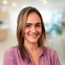 Estoy muy emocionada de compartir que fui promovida a Managing Director!  Este logro no habría sido posible sin el apoyo de mis líderes, mentores,  equipo, colegas y red; como también el de