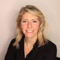 Stephanie Wynkoop's Instagram, Twitter & Facebook