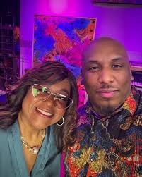 Yes Ma'am, Madam Vice President, soon-to-be President-elect @KamalaHarris!  I absolutely LOVE this new @VogueMagazine cover!🔥🔥👏🏾👏🏾👏🏾✨✨