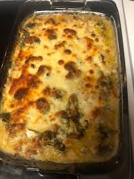 Also in our dinner rotation are turkey burgers, turkey meatloaf and turkey meatballs. Ground Turkey Broccoli Alfredo Casserole Ketorecipes
