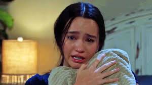 Spoilers: Sophia Grabs Baby & Runs – Escapes with Tesoro as Plan Blows Up?  https://dailysoap24h.donextop.com/days-of-our-lives-spoilers-sophia -grabs-baby-runs-escapes-with-tesoro-as-plan-blows-up/ | Facebook