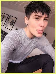 Beard, moustache, arms, legs, chest and back. 50 Most Popular Lesbian Haircut Ideas In 2021 Lesbian Haircut Androgynous Haircut Lesbian Hair