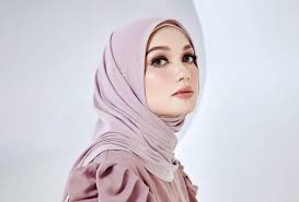 Puteri Sarah files for divorce from Syamsul Yusof
