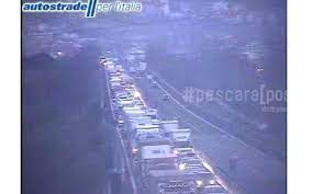 Chiusure e restringimenti di corsia ss248, traffico a senso unico alternato in entrambe le direzioni, vicino marostica. Traffico A14 Oggi Code Chilometriche Per Riduzione Carreggiata Situazione E Aggiornamenti Pescarapost