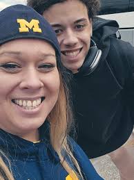 Ron guys who like football see your Brother.