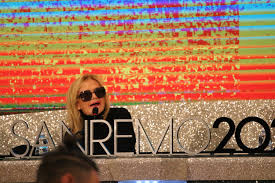 L'annuncio del ritorno della cantante in gara, che si aggiunge con tosca ai 22 big del festival, anticipati una settimana fa da con #ritapavone, a sanremo, i sovranisti avranno una degna rappresentanza. Rita Pavone Wikiwand