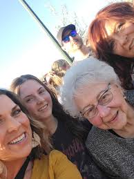 Spent today celebrating my grandma, Donna Henshaw, turning 94! She is loved  by so many! Thank you to everyone who was able to join us!❤️🎉🧁🥂💕