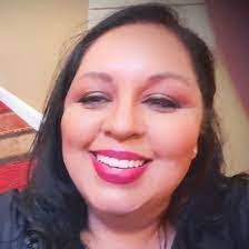 Raquel Barnard's Instagram, Twitter & Facebook