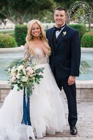 Henderson battled his way through injury all through that barca game and made a fantastic run that led to divock's poach of a goal. 2018 Celebrity Weddings People Com