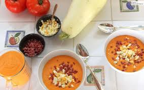 Salmorejo Con Calabacin Y Sin Pan La Receta Mas Ligera Y Sin Gluten Receta Recetas De Comida Recetas Ligeras Recetas De Cocina Faciles