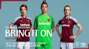 West ham have released their home strip for the 21/22 season after much debate online as to whether this kit was the one to purchase or not. West Ham United S New 2021 22 Umbro Home Kit On Sale Now West Ham United