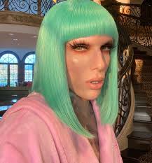 Can you guess what the color scheme for the next @jeffreestarcosmetics  collection is?? 😇 The BIG Reveal will be