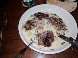Braised Beef Gorgonzola Alfredo Picture Of Olive Garden Overland Park Tripadvisor