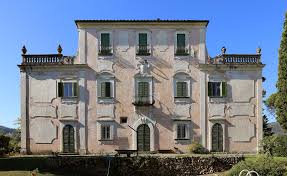 Are you a home owner and need to sell a property in italy? Villa De Rossi House Styles Italy Mansions