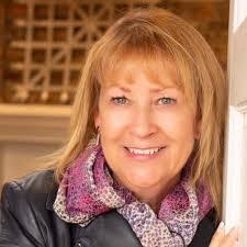 Linda Malott's Instagram, Twitter & Facebook