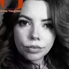 Mum-of-two saves £30k a year working from a log cabin in her garden