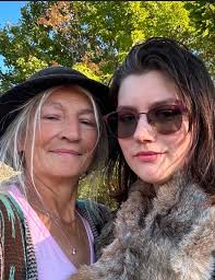 Alaskan Bush People star post-divorce mystery man