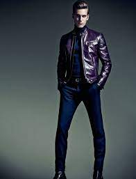 Fotografia Chesco Lopez Realizacion Y Estilismo Jose Herrera Maquillaje Y Peluqueria Ricardo Calero Vied Well Dressed Men Gentleman Style Purple Leather Jacket