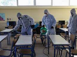 Κλείνουν σχολεία σε όλη την ελληνική επικράτεια, για προληπτικούς λόγους. Koronoios Kleinoyn Ola Ta Sxoleia Sth Xalkida 3 Hmeres Gia Apolymansh Alfavita