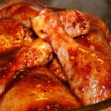 Sara entró a la cocina para crear un plato adorado por las familias de todos los tiempos: Como Cocinar Muslos De Pollo En El Horno Facil