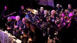Listen to the best of big band: Swing Time Big Band