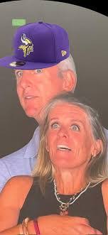 Brett Cronin's Instagram, Twitter & Facebook