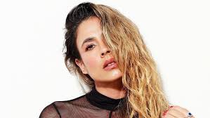 Carla Giraldo reveló cómo cambió su vida tras su famoso desnudo: “Esa  revista me crucificó”