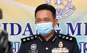 Katanya lagi, kes berkenaan disiasat mengikut seksyen 326 kanun keseksaan dan seksyen 148 kanun keseksaan. Warga Filipina Belasah Lelaki Hingga Patah 7 Gigi Dicekup Sabah Post