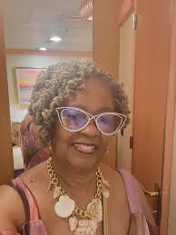 Hi all! New to the group looking for new friends and maybe find my forever. 