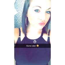 Demi Bates (@demi_munns)