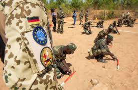 The bundeswehr has been active in mali since 2013. Bundeswehr In Mali Zweifel Am Einsatz In Mali Wachsen Politik Stuttgarter Zeitung