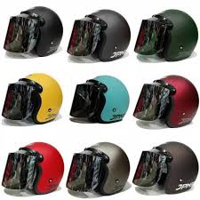 Helm bogo merupakan salah satu jenis helm yang biasa digunakan oleh para pengguna sepeda motor. Helm Bogo Jpn Warna Doff Kaca Datar Silver Shopee Indonesia