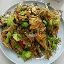 Lauk Simple Ikan Selar Goreng Sambal Cili Api Petai
