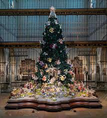 Christmas Tree and Neapolitan Baroque Crèche at the Met 2018 - New Yorkled  Magazine